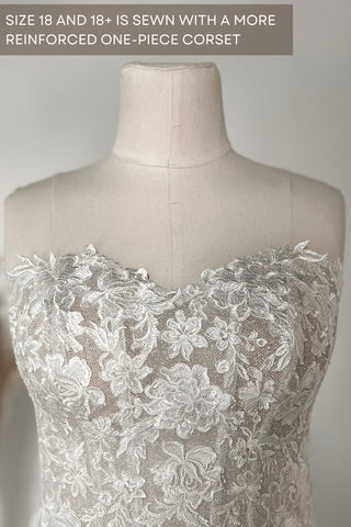 2 in 1 Short Wedding Dress Evelyn with Detachable Sophia Skirt