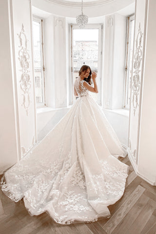 2 in 1 Lace Wedding Dress Airis with Detachable Skirt - Olivia Bottega
