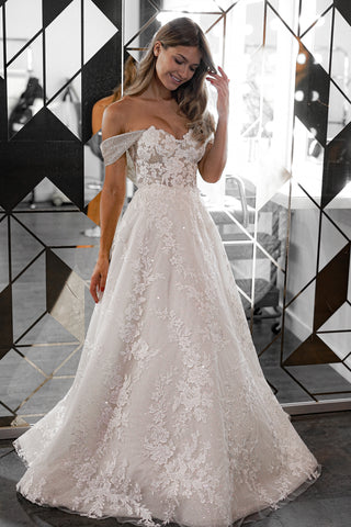 A-line Lace Wedding Dress Divon - Olivia Bottega