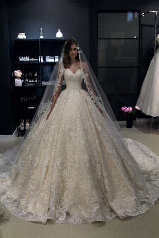 Lace ball gown Elmi - oliviabottega
