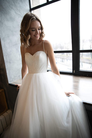 Sweetheart neckline wedding dress Klouzi - oliviabottega