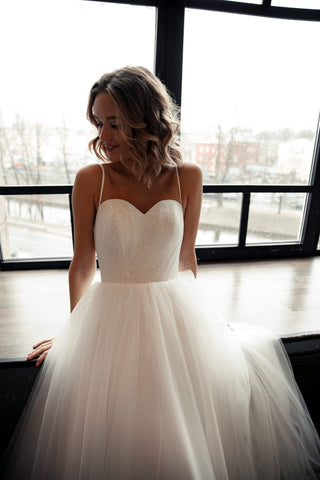 Sweetheart neckline wedding dress Klouzi - oliviabottega
